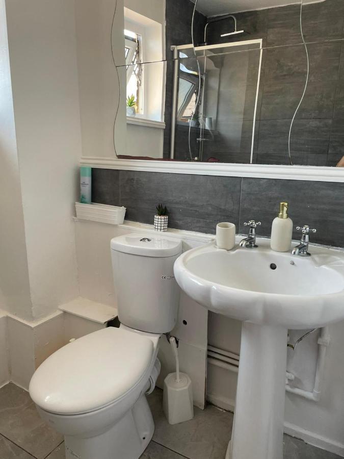 Single And Doubles Rooms Close To Central Λονδίνο Εξωτερικό φωτογραφία